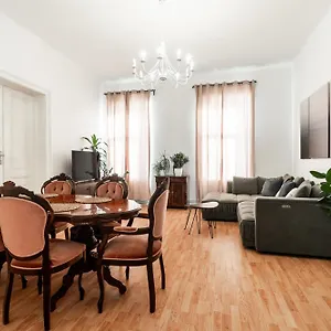 Apartamento Internesto Station, Brno