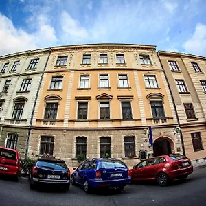 Pyramida Szálloda